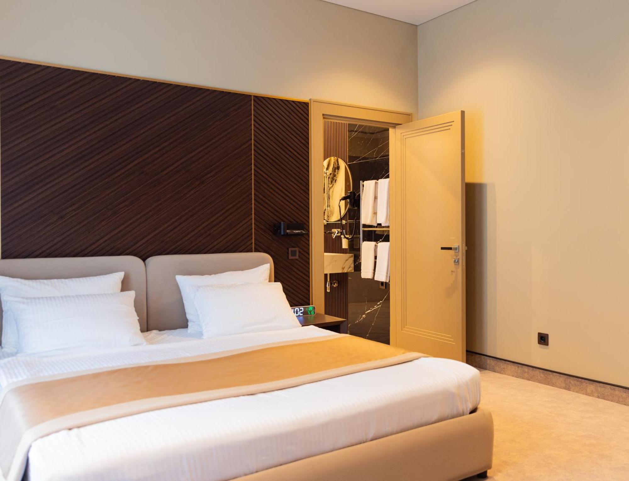 Park Hotel Bristol Ужгород Стая снимка