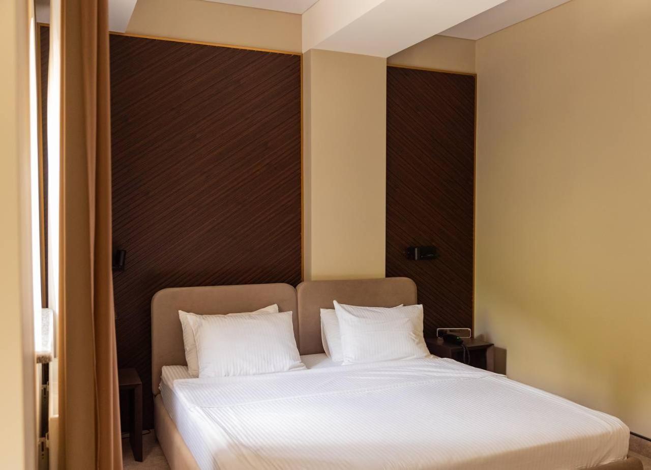Park Hotel Bristol Ужгород Стая снимка